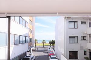 To Let 2 Bedroom Property for Rent in Three Anchor Bay Western Cape